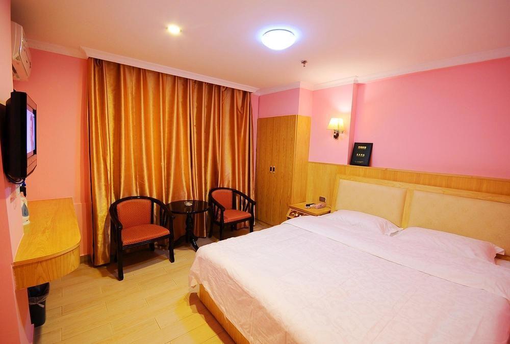 Longxiang Hotel Гуанчжоу Экстерьер фото